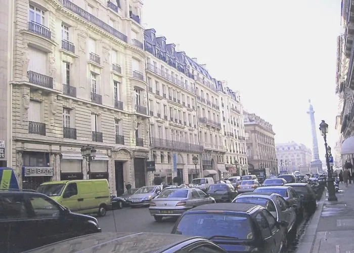 Louvre Vendome With Air Conditionning
