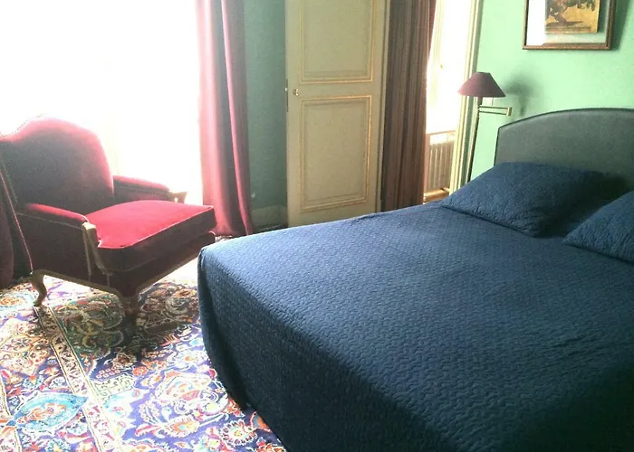 Louvre Vendome With Air Conditionning